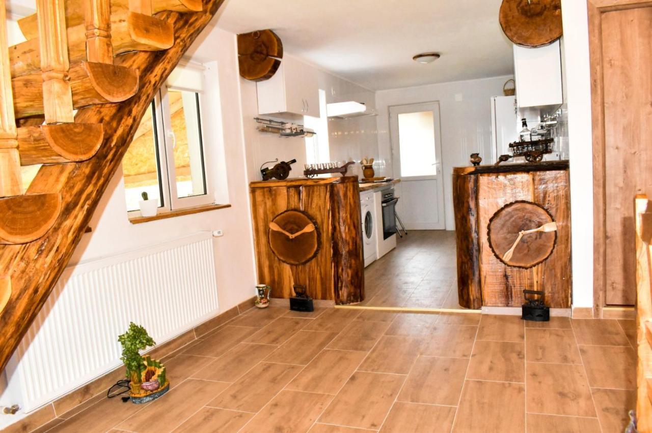 Casa De Sub Hora Villa Zărneşti Dış mekan fotoğraf
