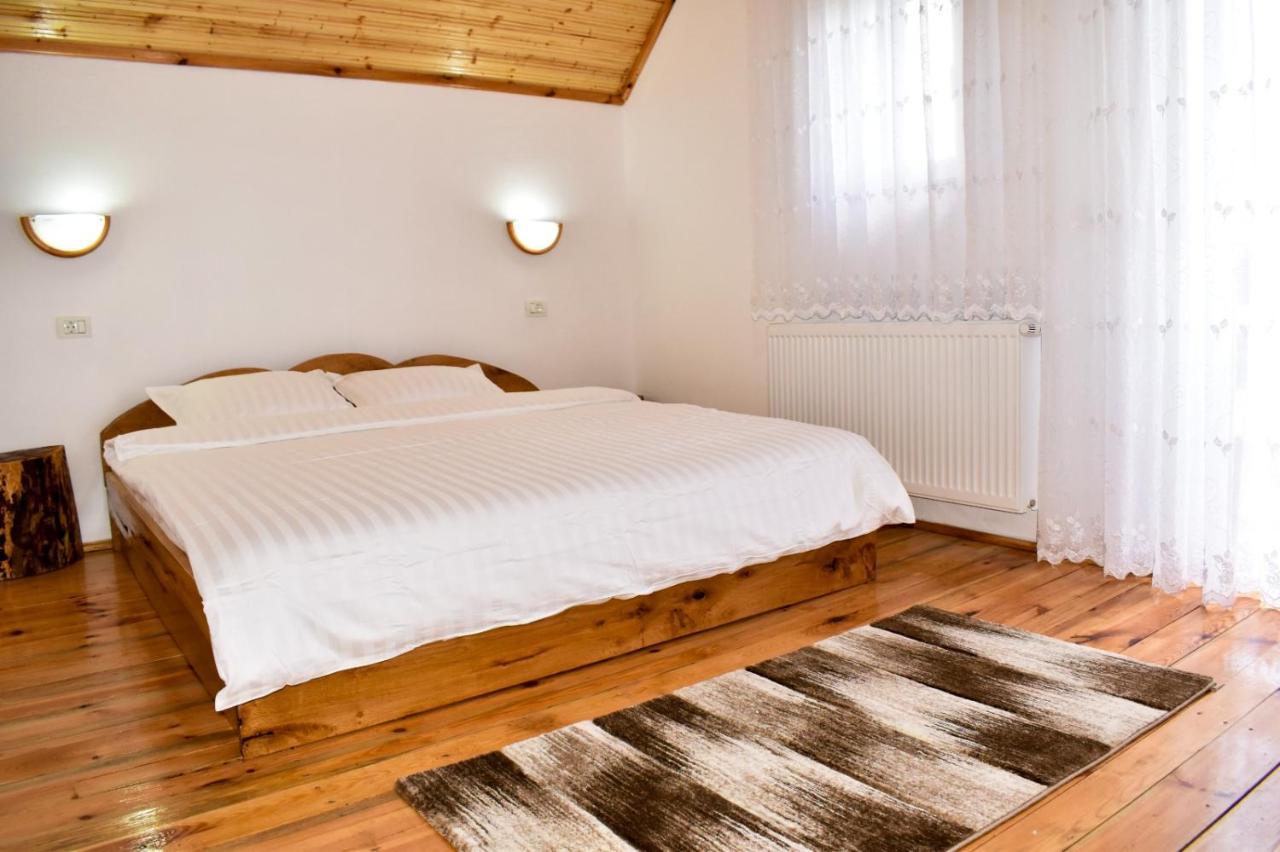 Casa De Sub Hora Villa Zărneşti Dış mekan fotoğraf