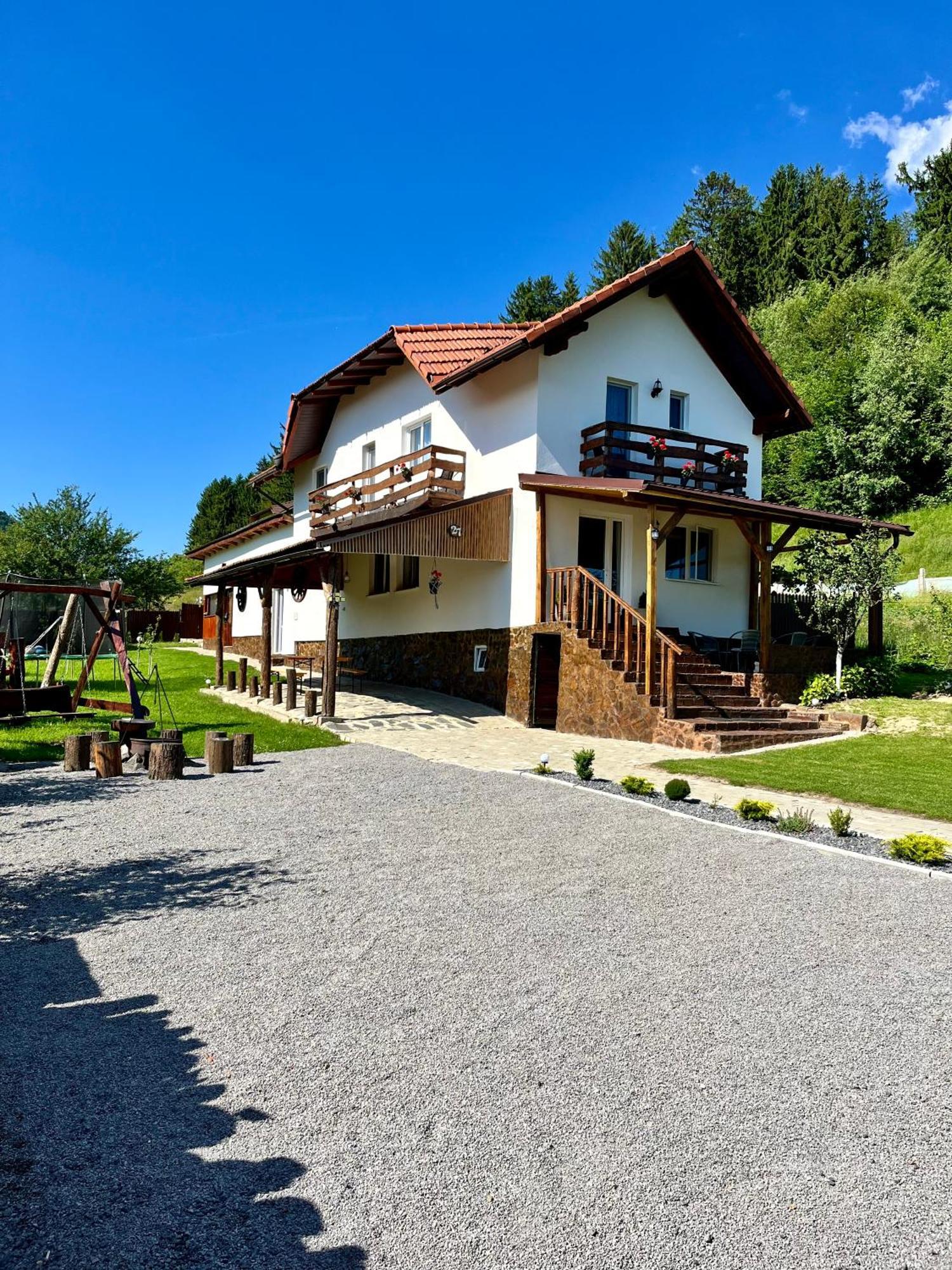 Casa De Sub Hora Villa Zărneşti Dış mekan fotoğraf
