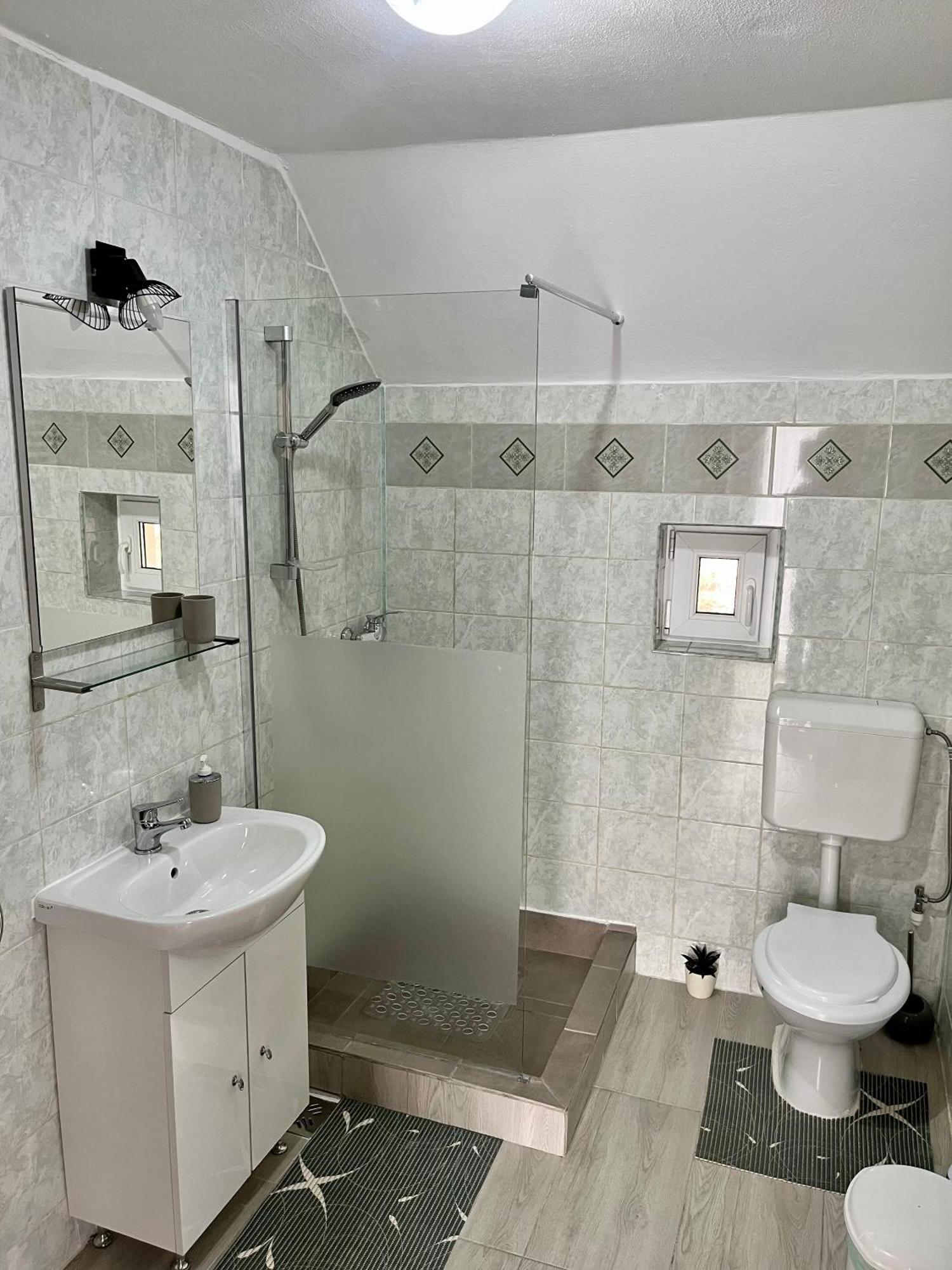 Casa De Sub Hora Villa Zărneşti Dış mekan fotoğraf